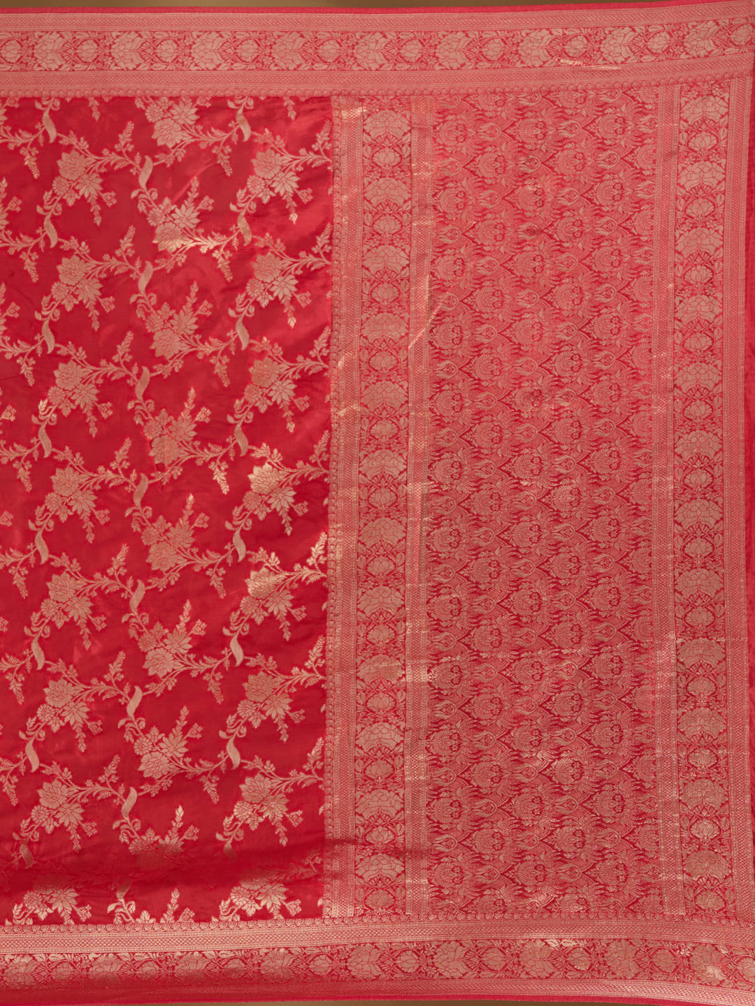 Red Silk Jaal Gold Zariwork Saree With Matching Blouse Piece
