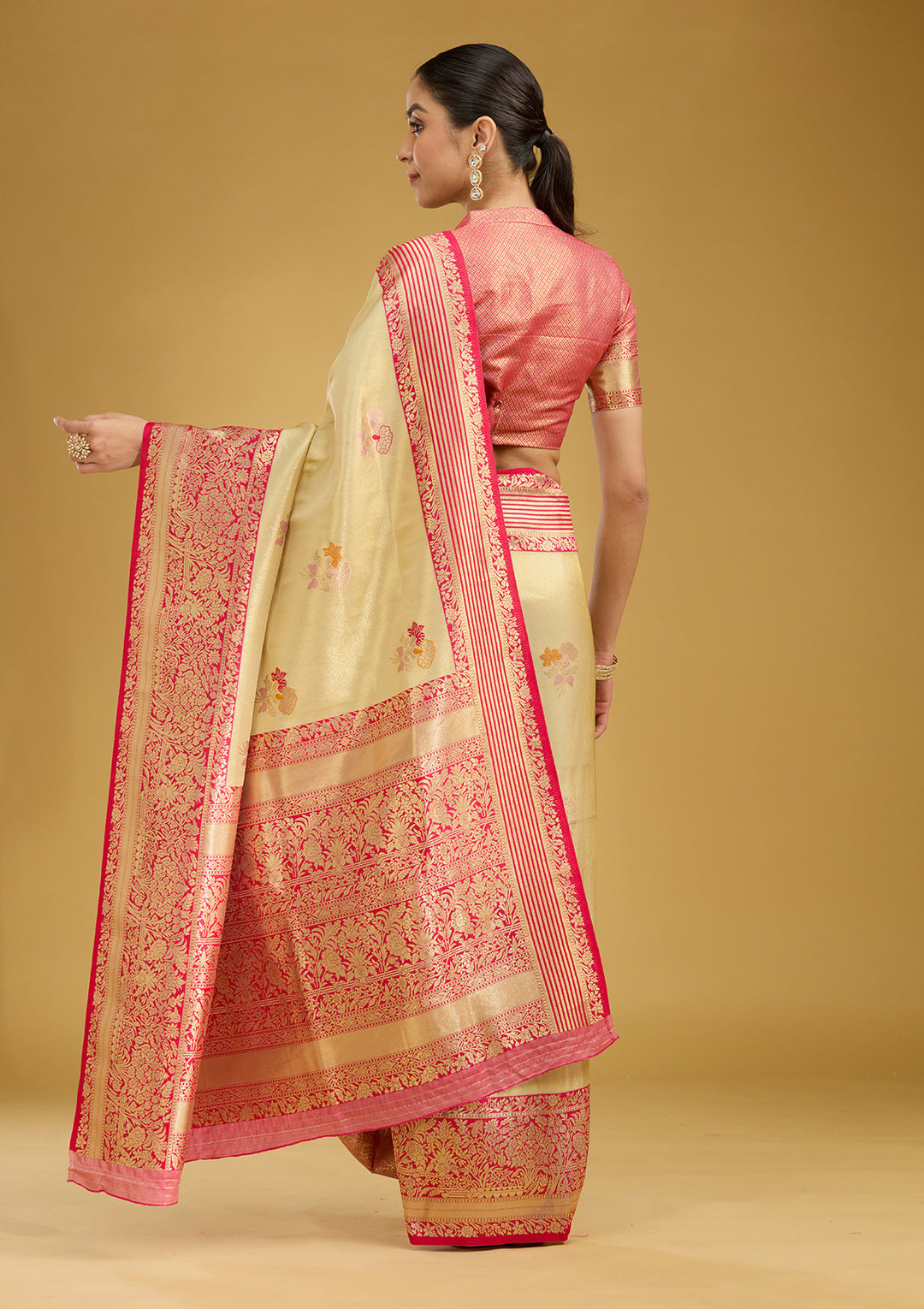 Cream Silk Jaal Zariwork Saree With Matching Blouse Piece