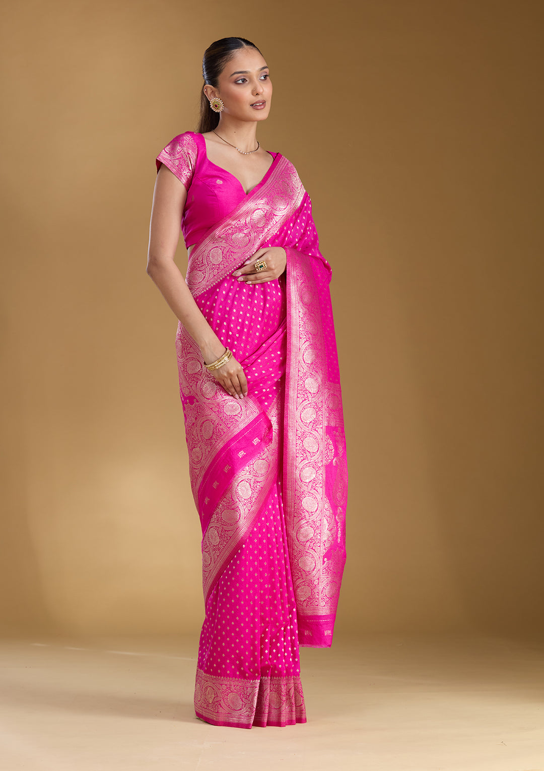 Magenta Pink Silk Buti Zariwork Saree With Matching Blouse Piece