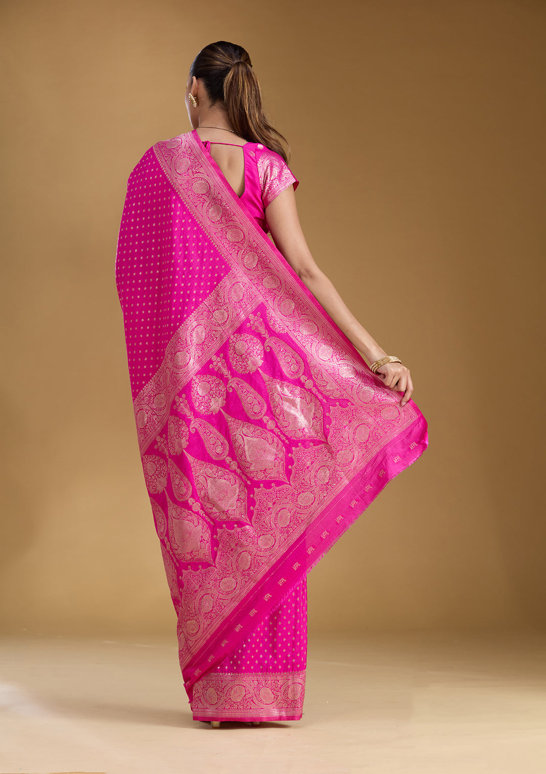 Magenta Pink Silk Buti Zariwork Saree With Matching Blouse Piece