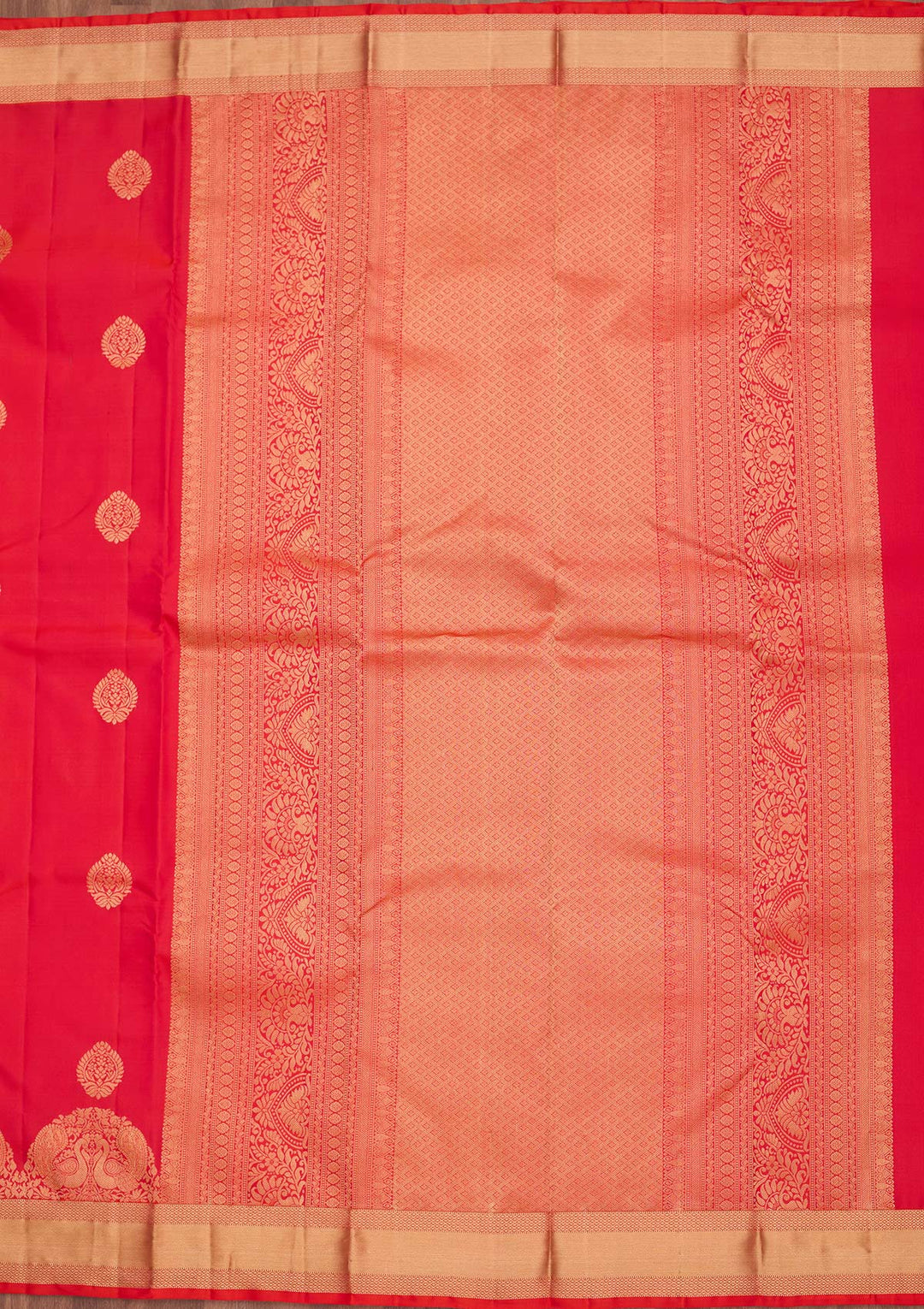 Pink Silk Buti Saree With Matching Blouse Piece