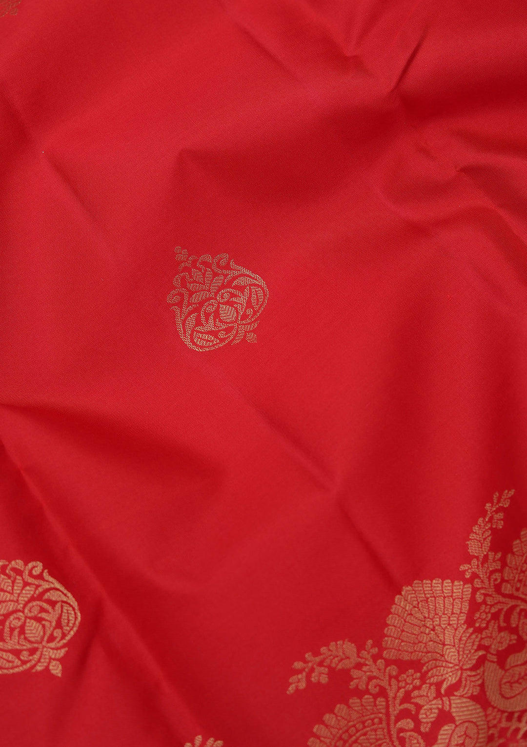 Red Silk Buti Gold Zariwork Saree With Matching Blouse Piece