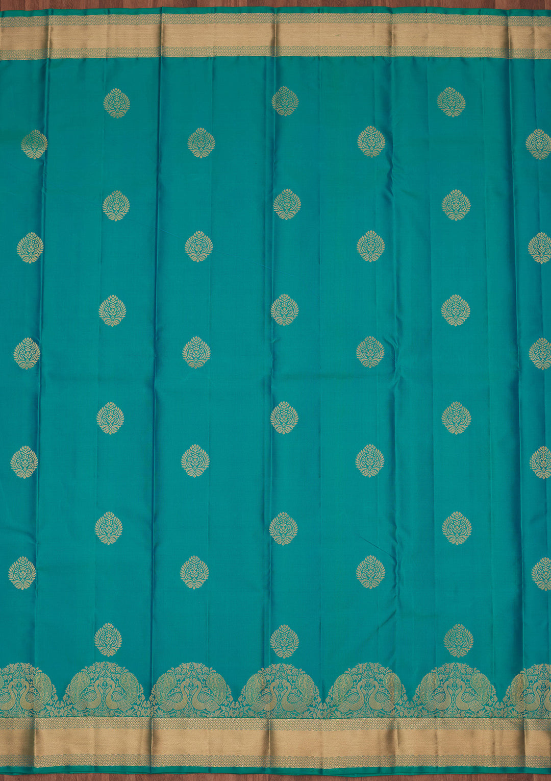Sea Green Silk Buti Saree With Matching Blouse Piece