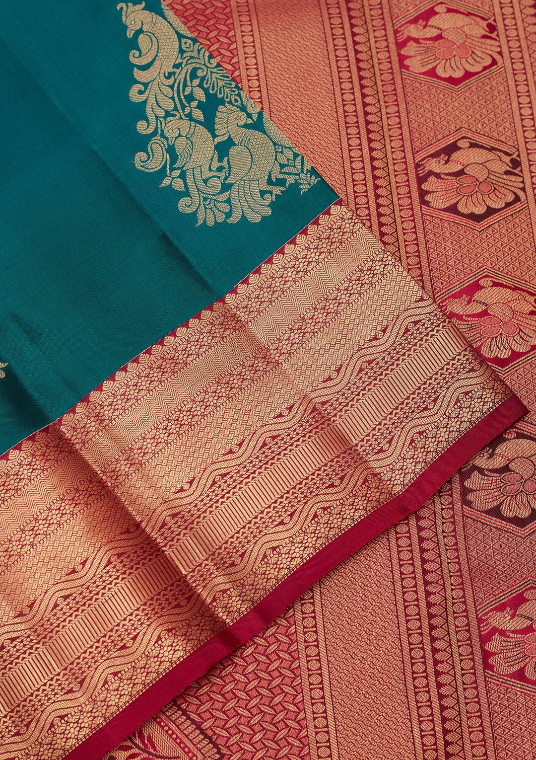 Rama Green Silk Buti Saree With Matching Blouse Piece