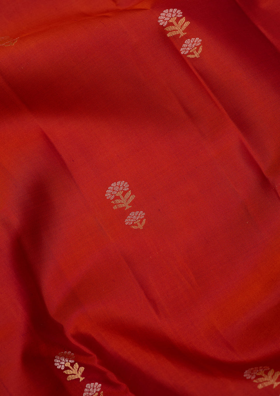 Red Silk Buti Gold Zariwork Saree With Matching Blouse Piece