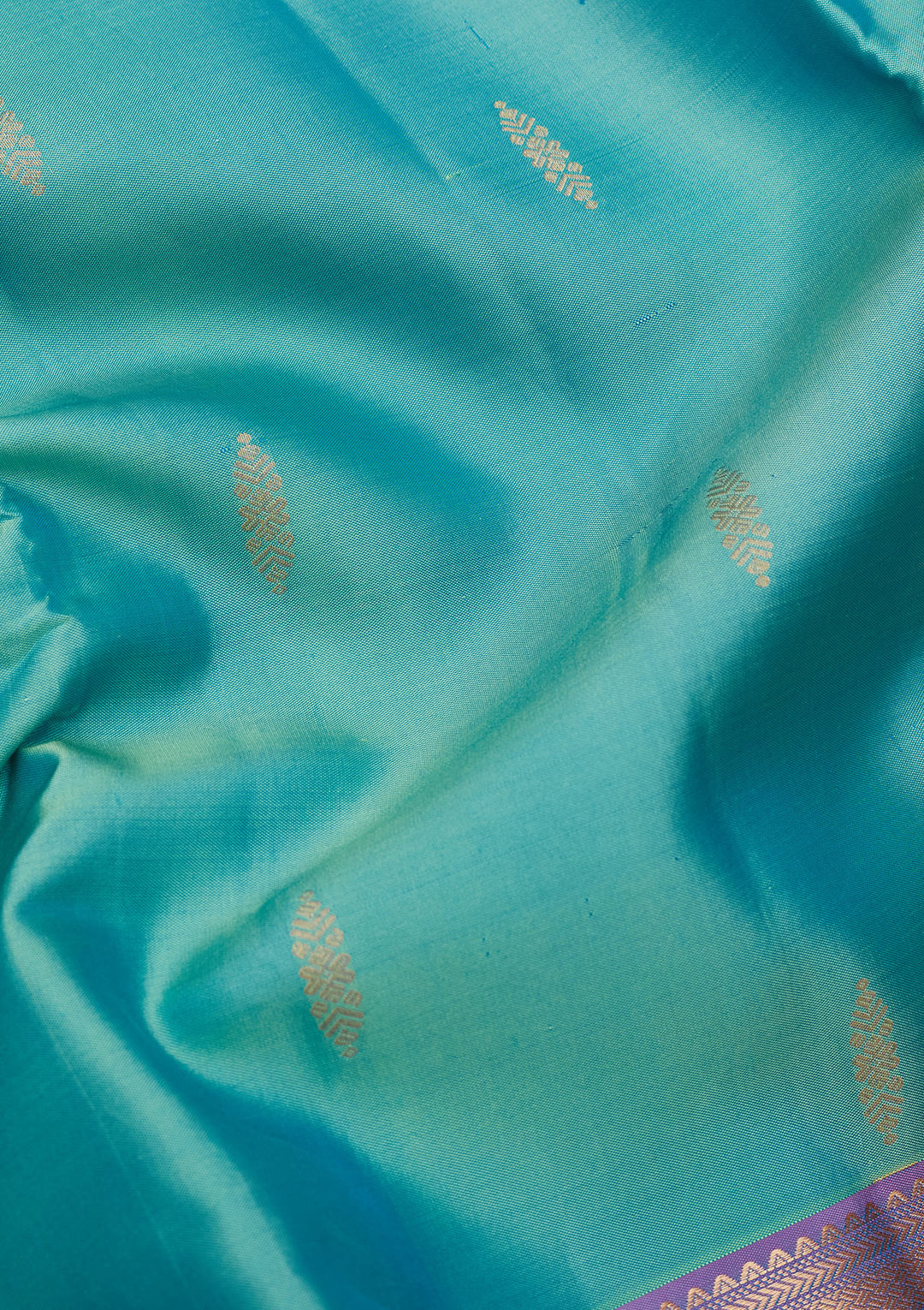Sea Green Silk Buti Zariwork Saree With Matching Blouse Piece