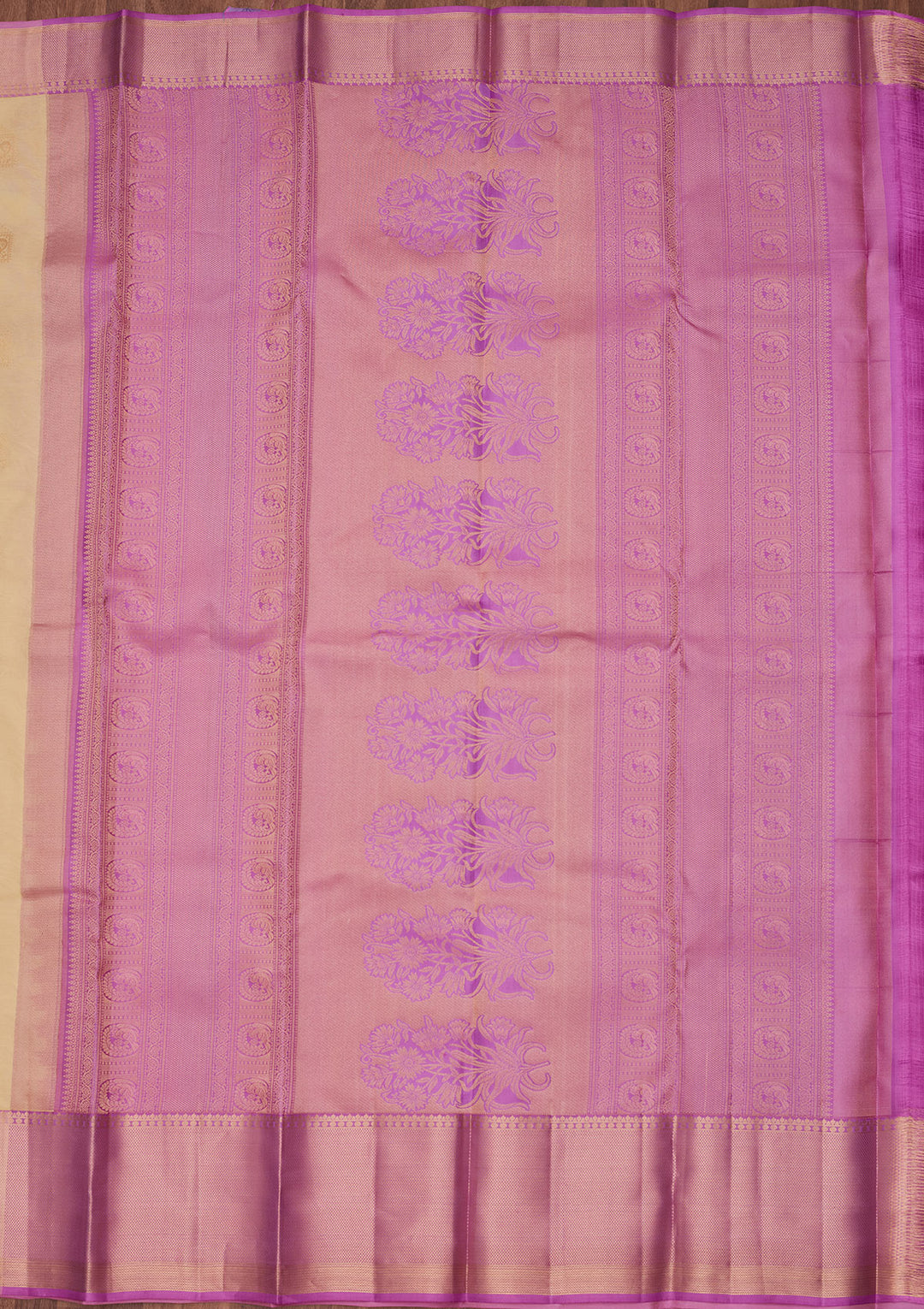 Lemon Yellow Silk Buti Saree With Matching Blouse Piece