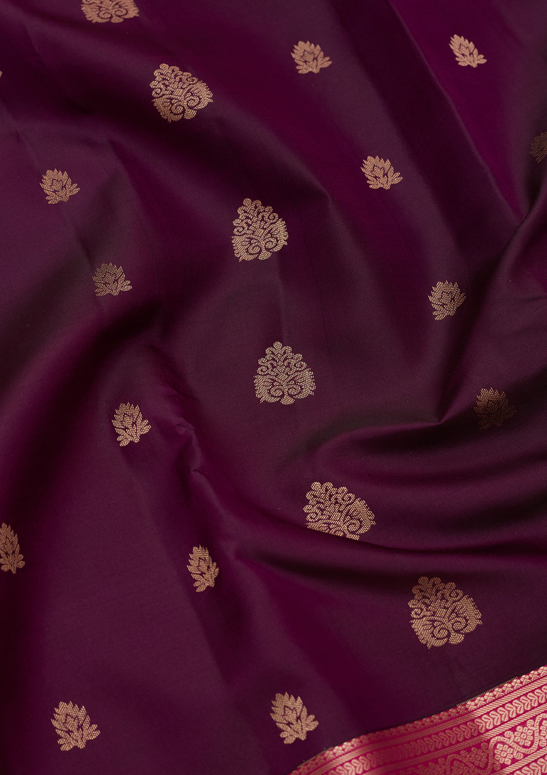 Purple Silk Buti Saree With Matching Blouse Piece
