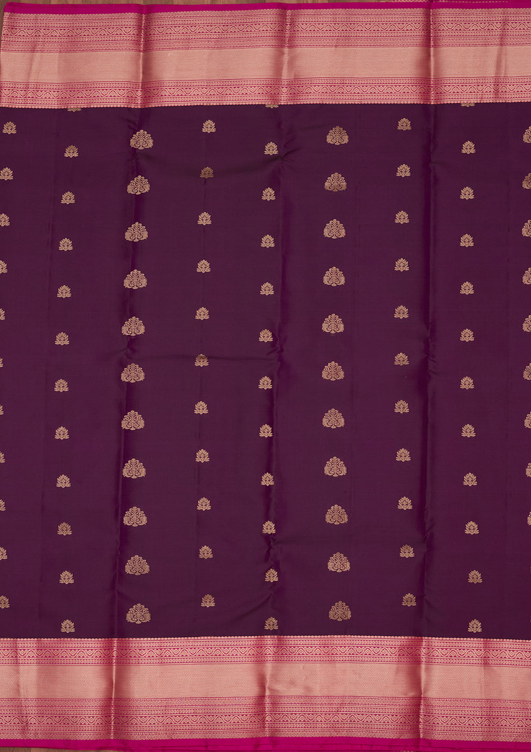 Purple Silk Buti Saree With Matching Blouse Piece