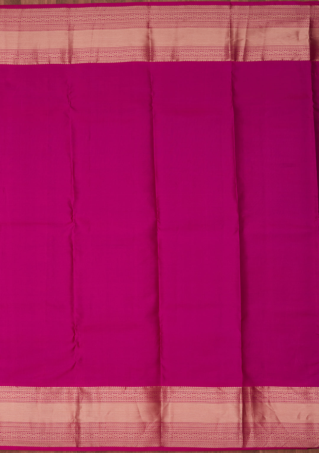 Purple Silk Buti Saree With Matching Blouse Piece