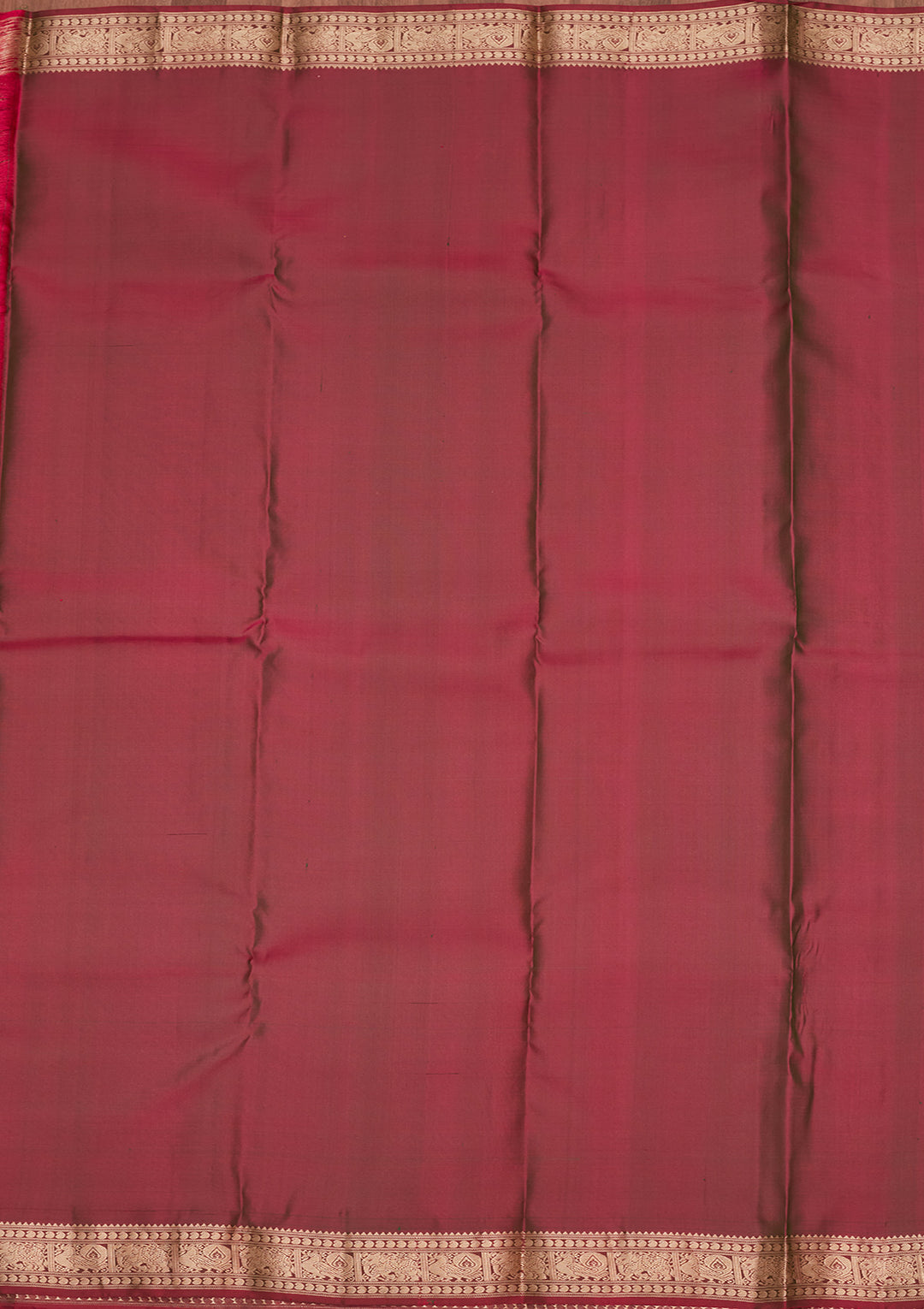 Bottle Green Silk Buti Kanjivaram Saree With Matching Blouse Piece