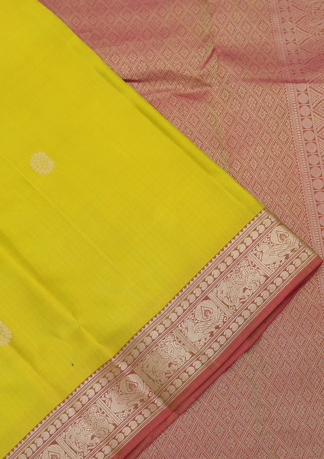 Mehendi Silk Buti Gold Zariwork Saree With Matching Blouse Piece