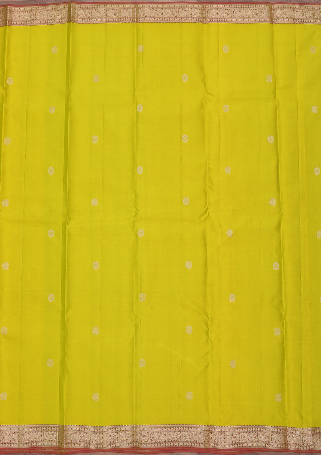 Mehendi Silk Buti Gold Zariwork Saree With Matching Blouse Piece