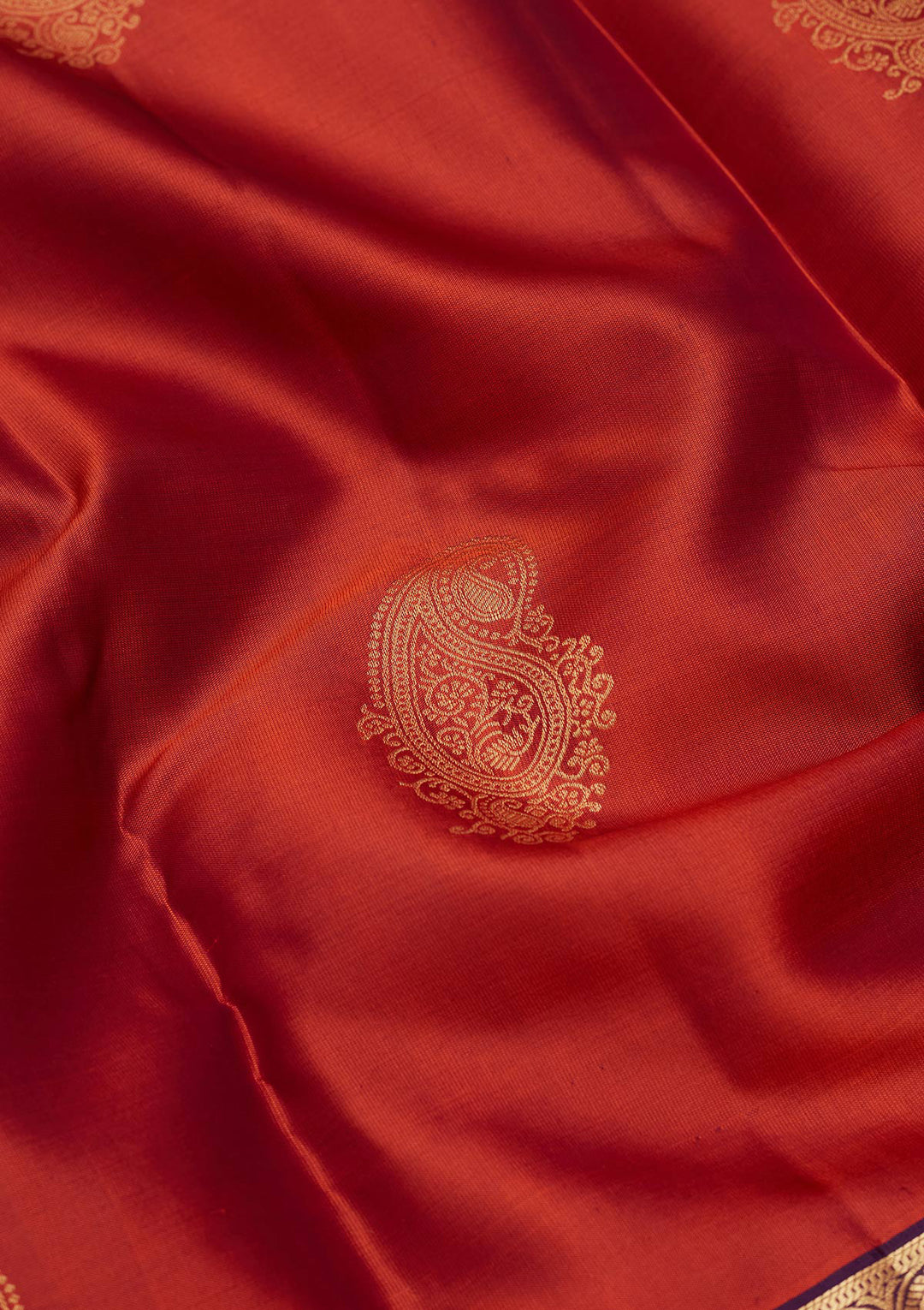 Rust Silk Buti Saree With Matching Blouse Piece