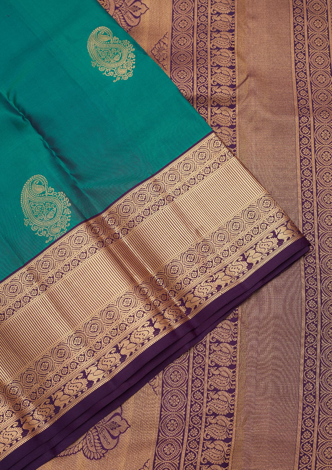 Sea Green Silk Buti Saree With Matching Blouse Piece
