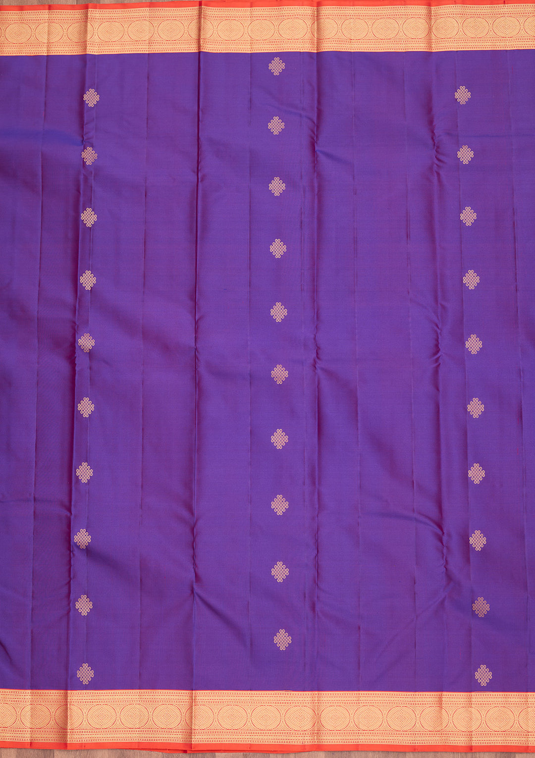Purple Silk Buti Saree With Matching Blouse Piece