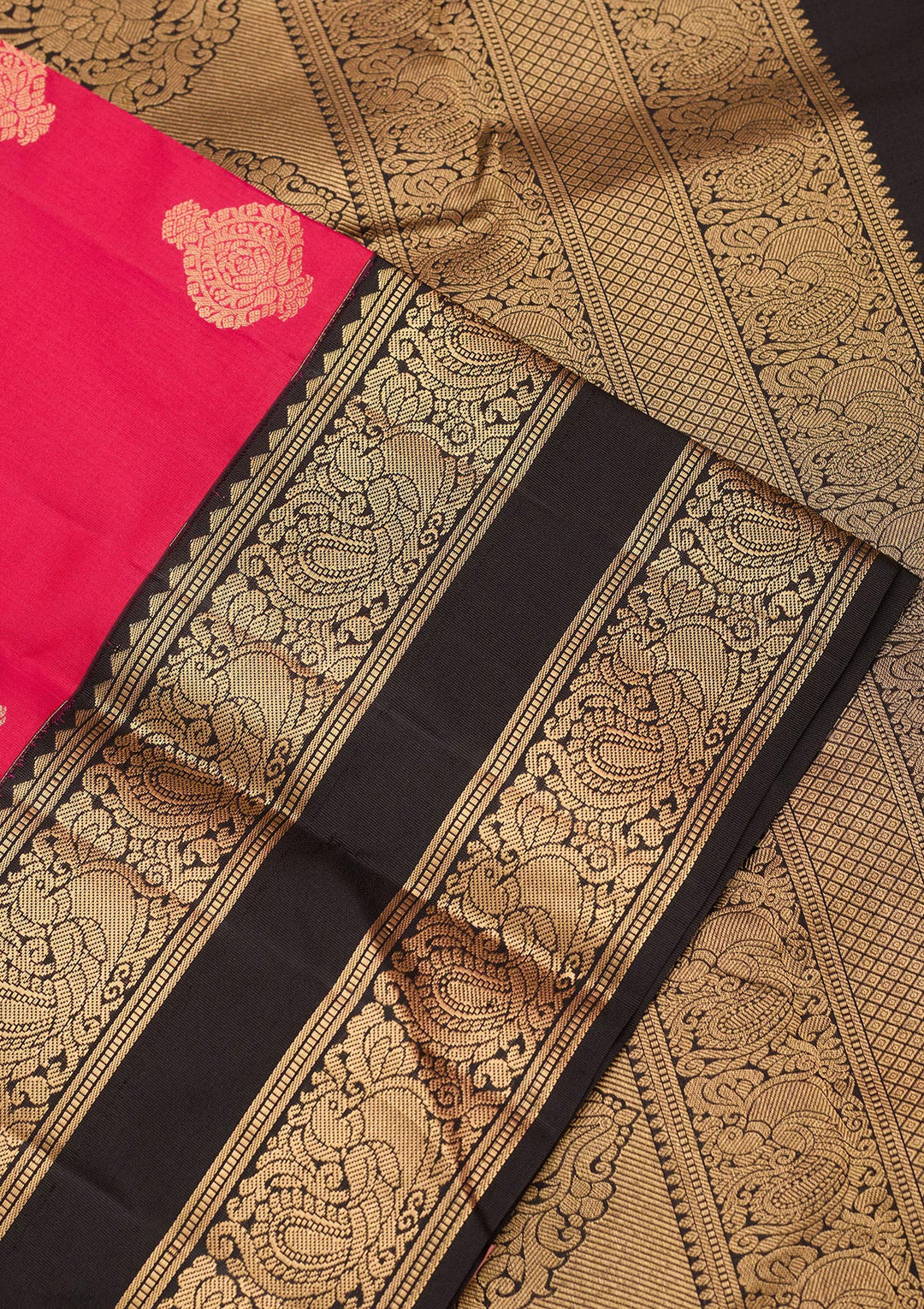 Pink Silk Buti Saree With Matching Blouse Piece