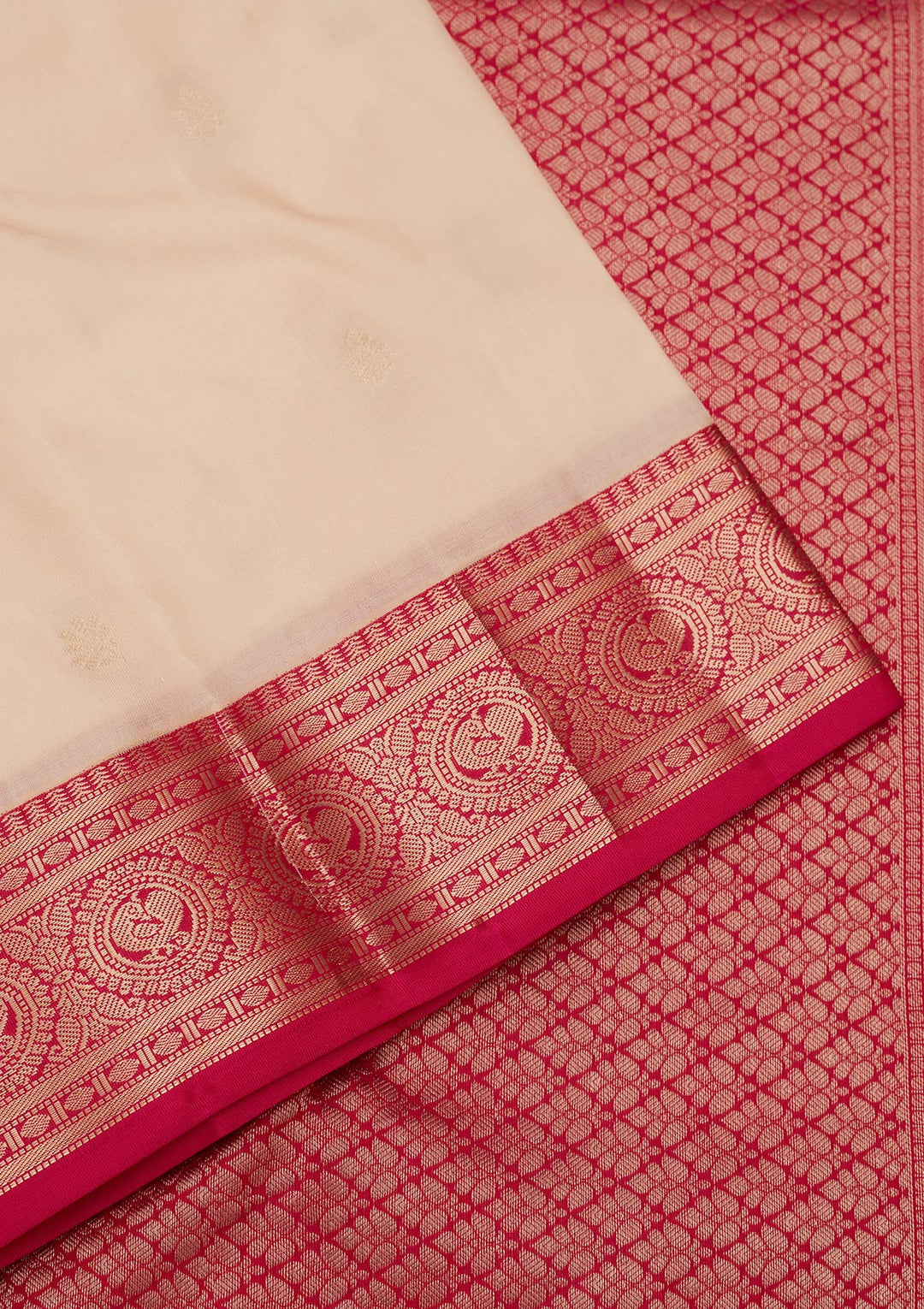 Off White Silk Buti Saree With Matching Blouse Piece