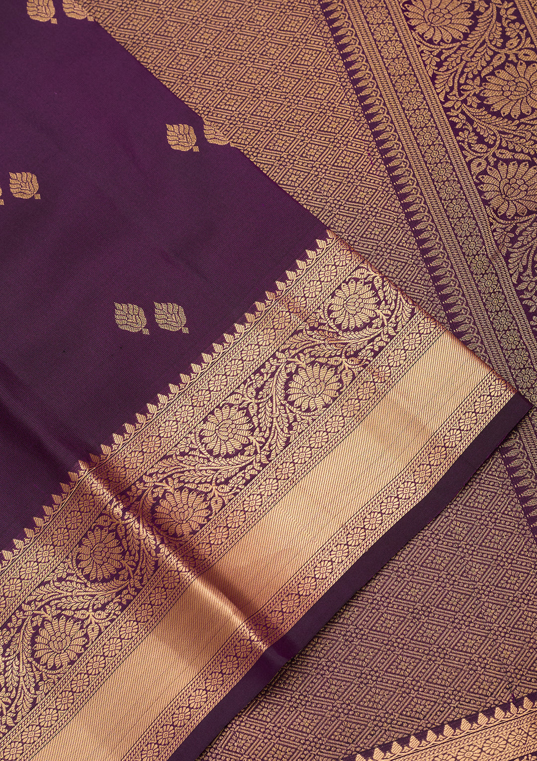 Purple Silk Buti Zariwork Saree With Matching Blouse Piece