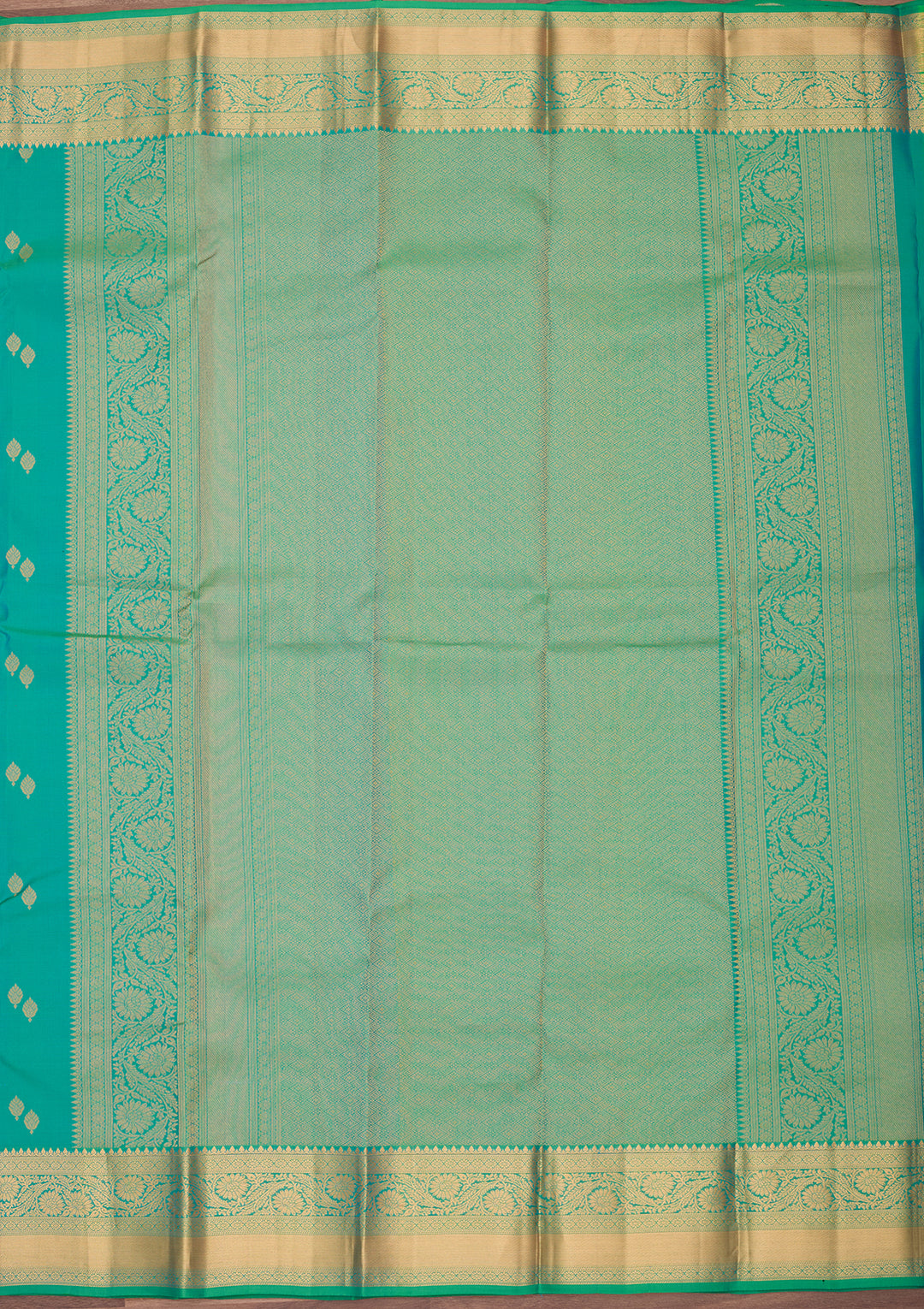 Rama Green Silk Buti Zariwork Saree With Matching Blouse Piece