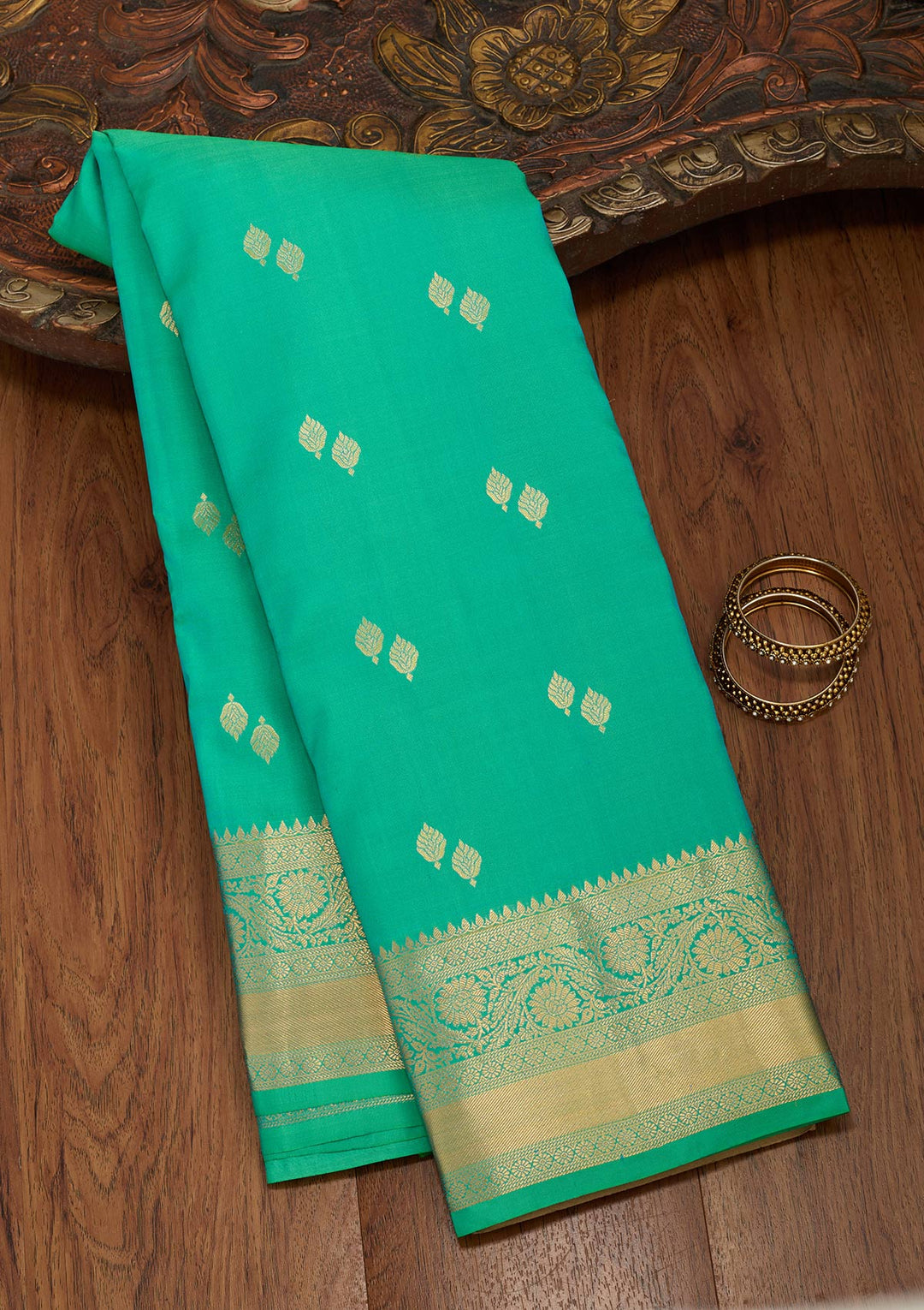 Sea Green Silk Buti Saree With Matching Blouse Piece