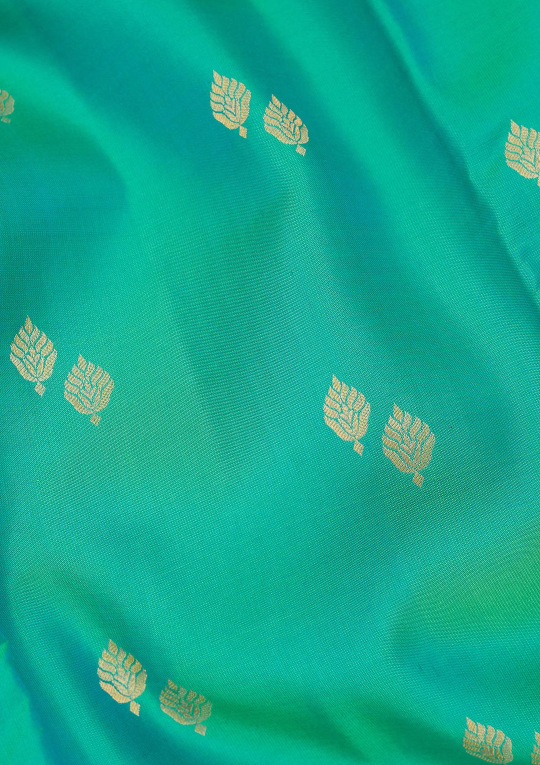 Sea Green Silk Buti Saree With Matching Blouse Piece