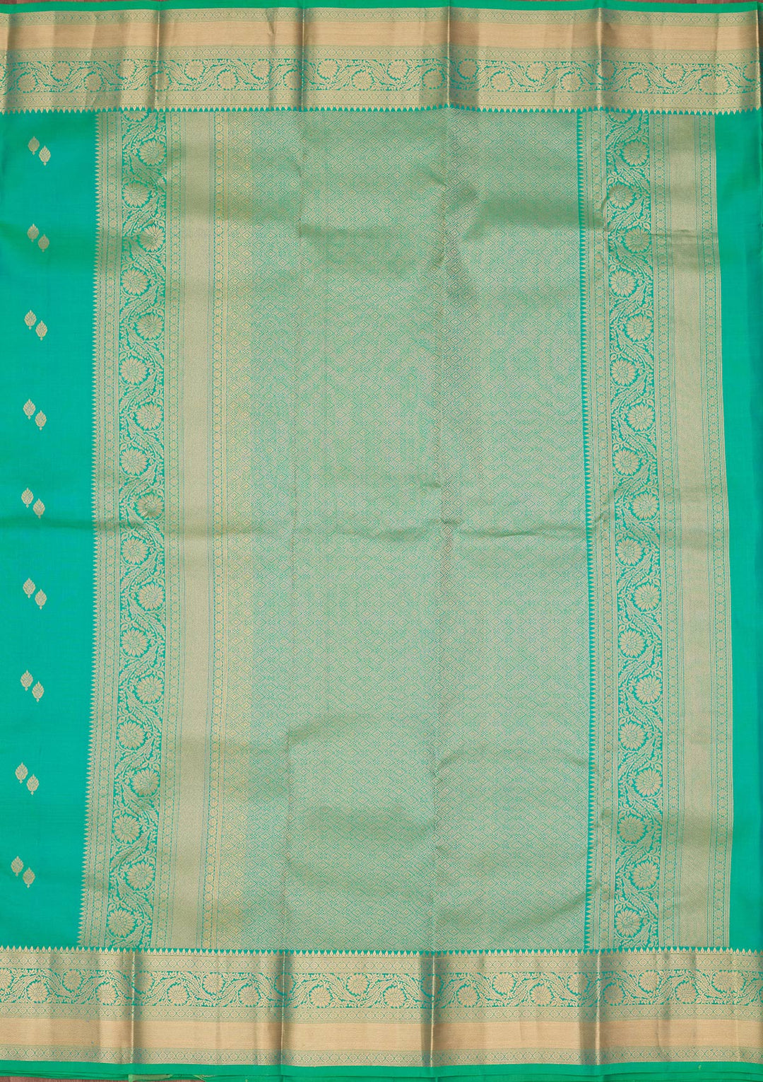 Sea Green Silk Buti Saree With Matching Blouse Piece