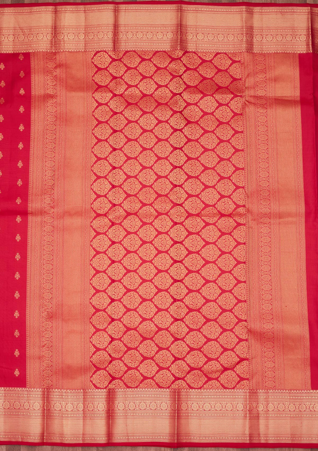 Rani Pink Silk Buti Saree With Matching Blouse Piece