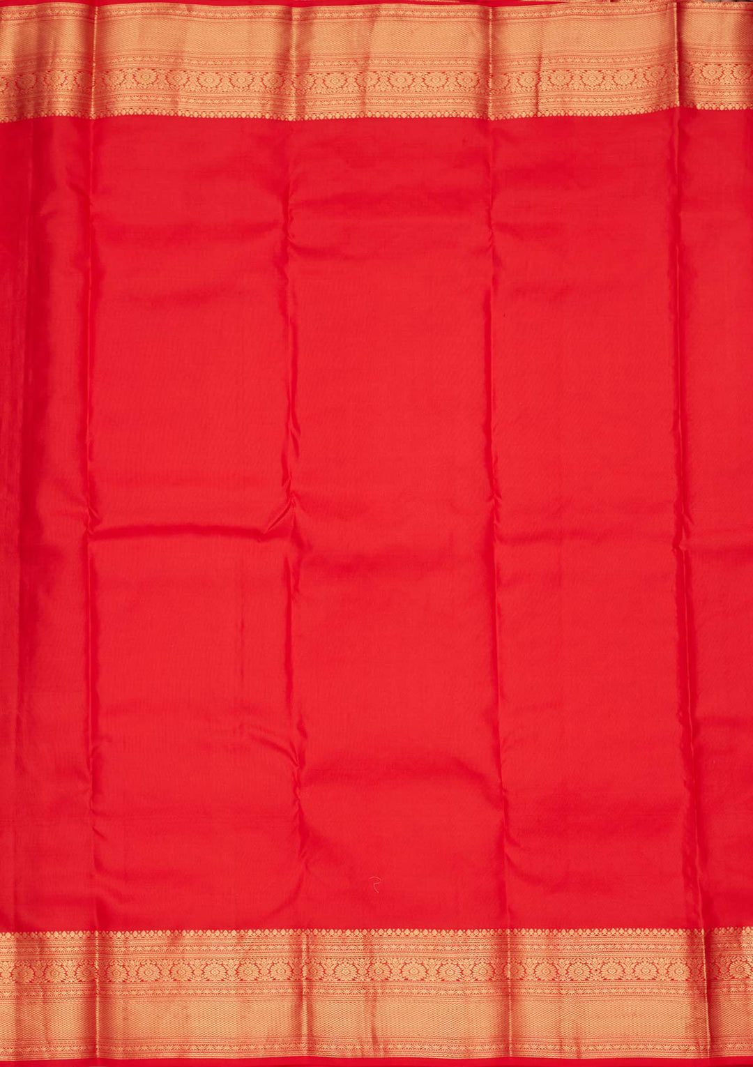 Red Silk Buti Saree With Matching Blouse Piece