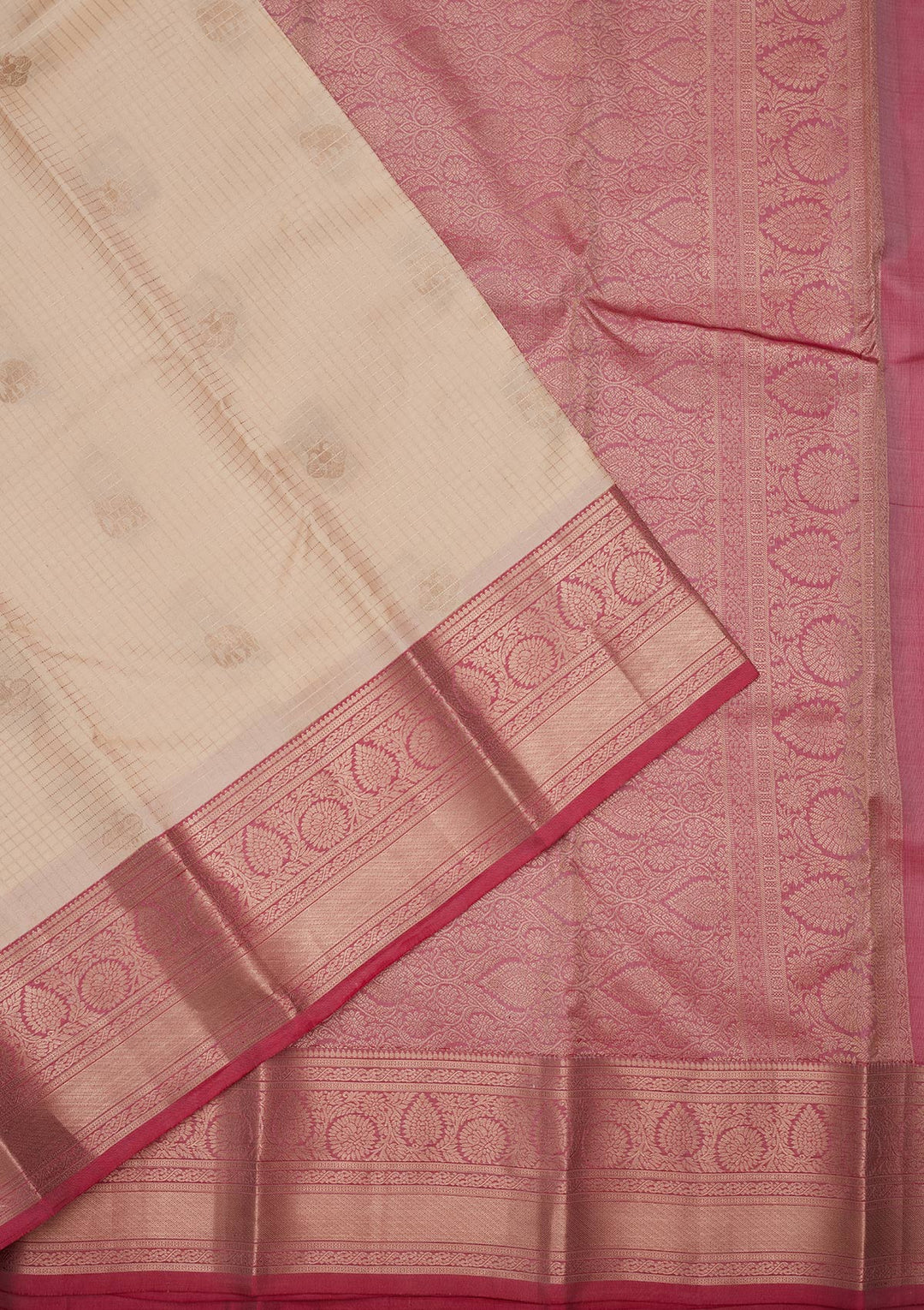 Off White Silk Buti Saree With Matching Blouse Piece