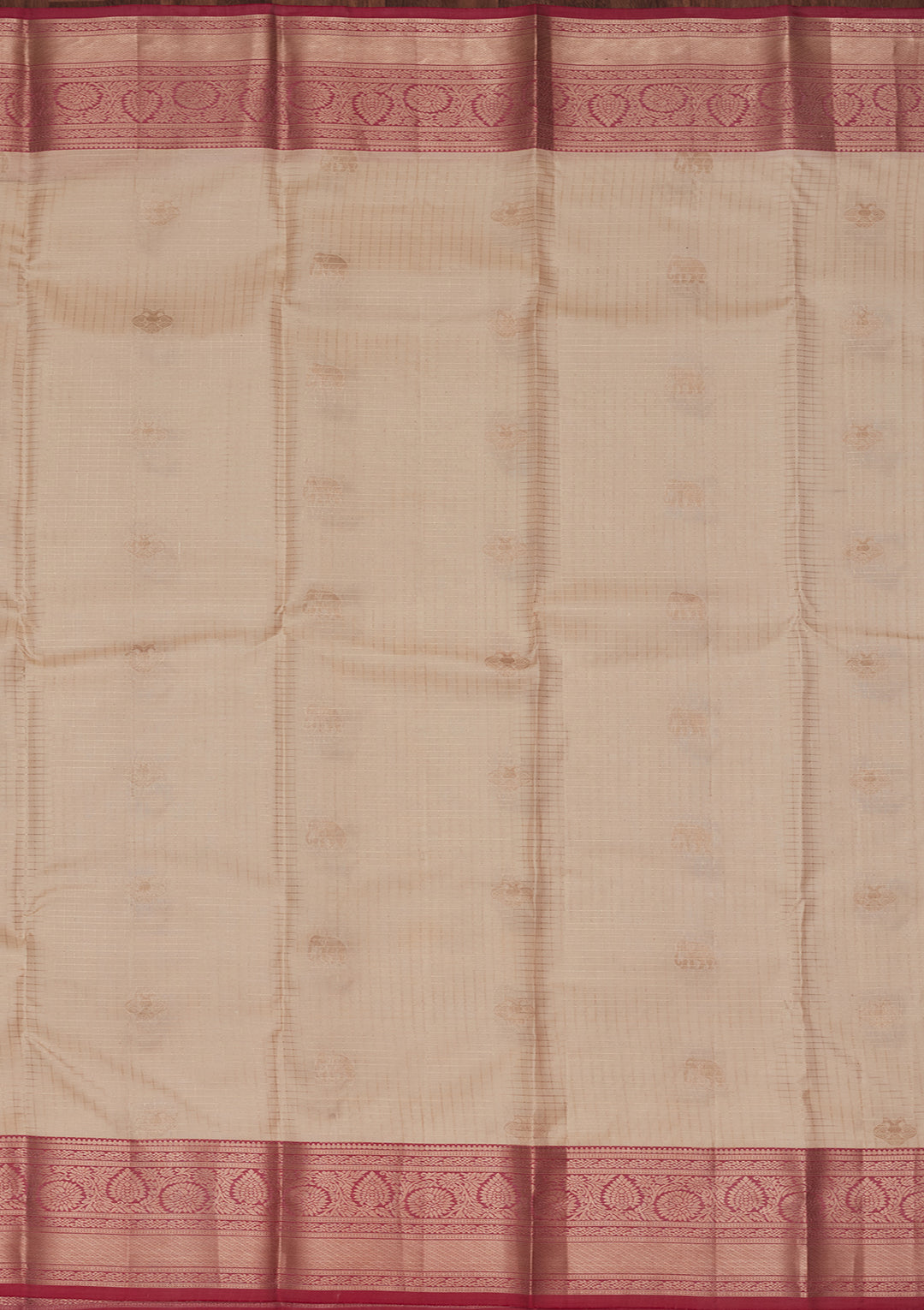 Off White Silk Buti Saree With Matching Blouse Piece
