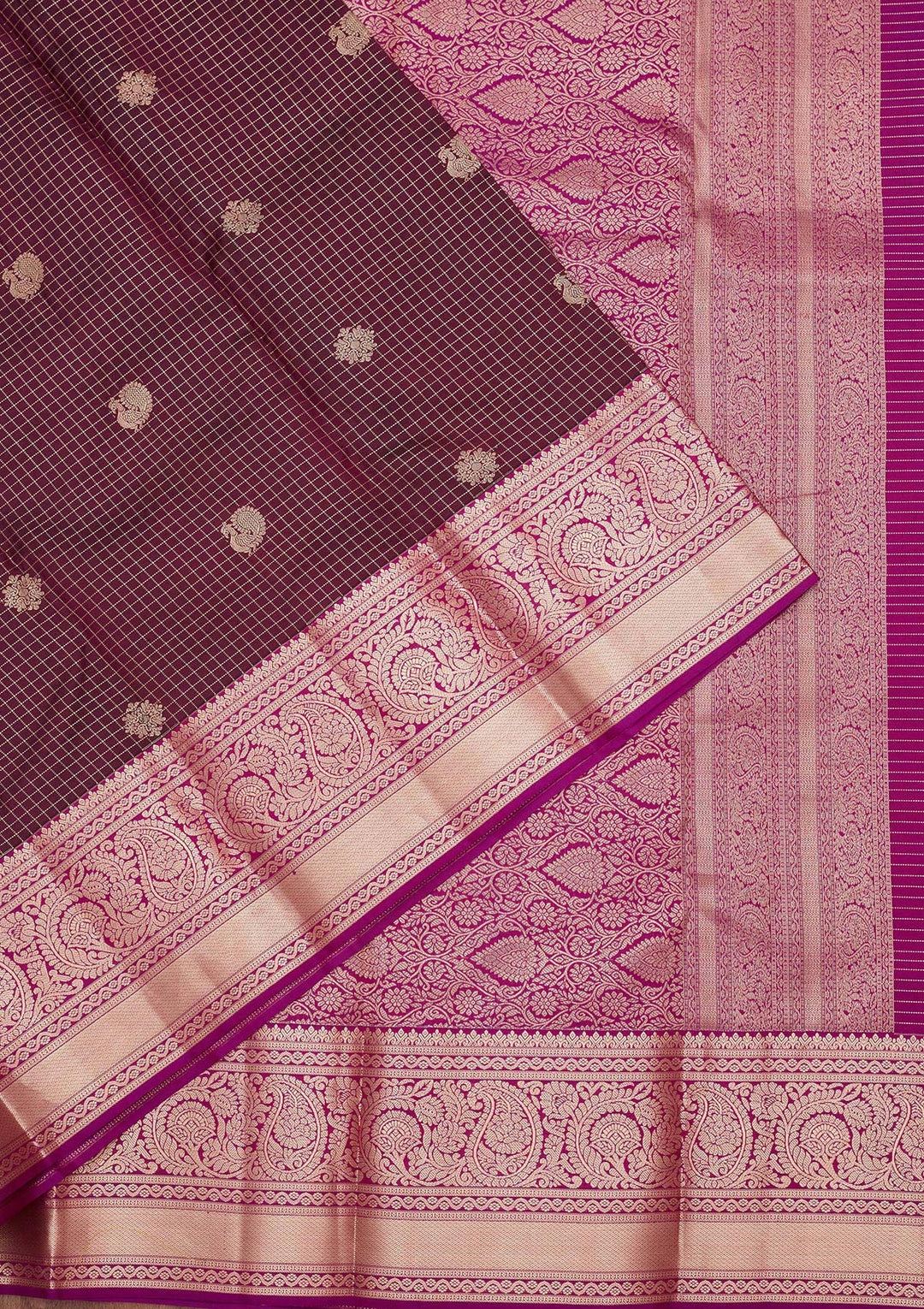 Wine Silk Checks Saree With Matching Blouse Piece
