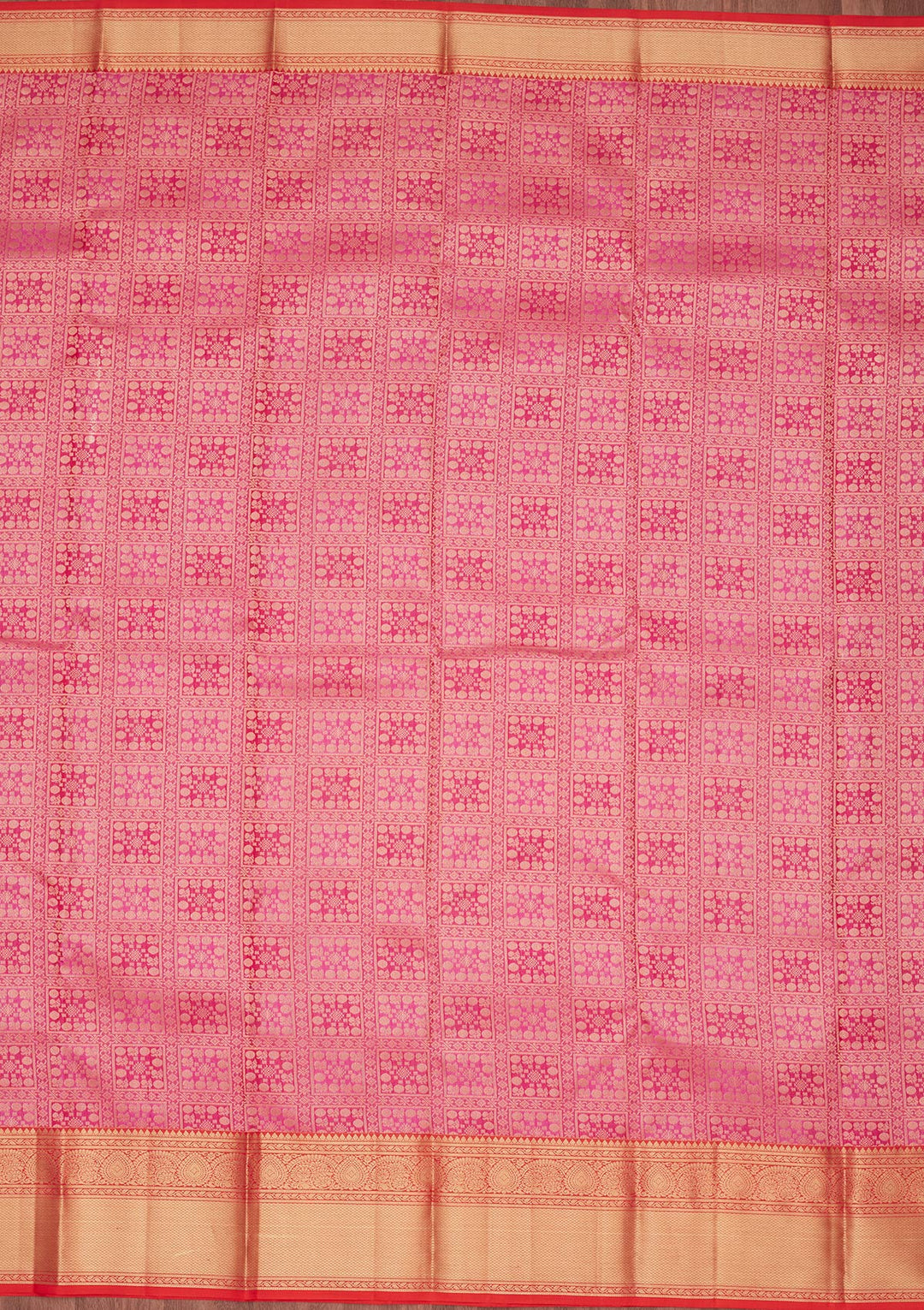 Rani Pink Pure Silk Jaal Zariwork Saree With Matching Blouse Piece