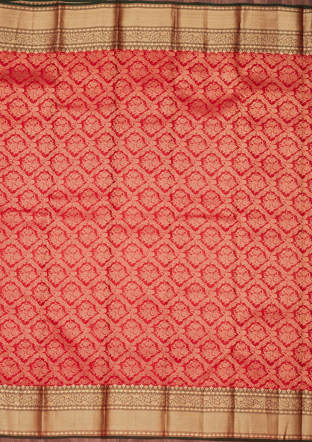 Red Pure Silk Jaal Zariwork Saree With Matching Blouse Piece