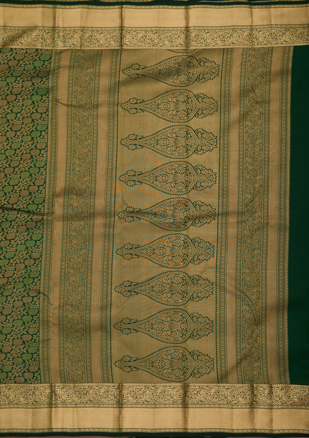 Bottle Green Pure Silk Jaal Zariwork Saree With Matching Blouse Piece