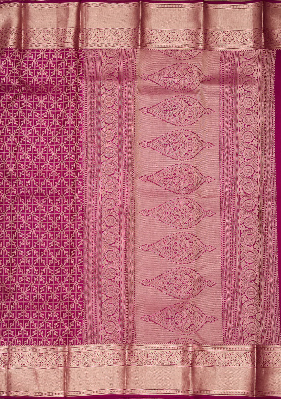 Purple Pure Silk Jaal Zariwork Saree With Matching Blouse Piece