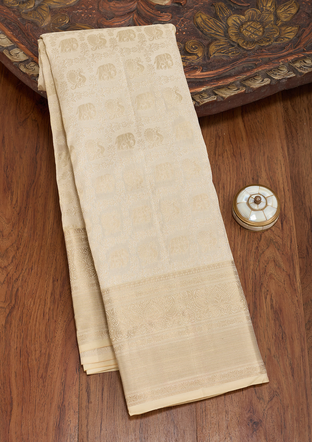 Cream Pure Silk Jaal Zariwork Saree With Matching Blouse Piece
