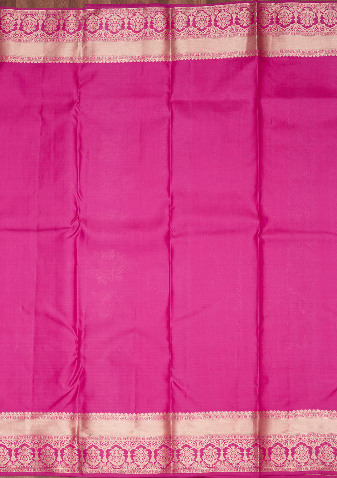 Rani Pink Pure Silk Jaal Zariwork Saree With Matching Blouse Piece