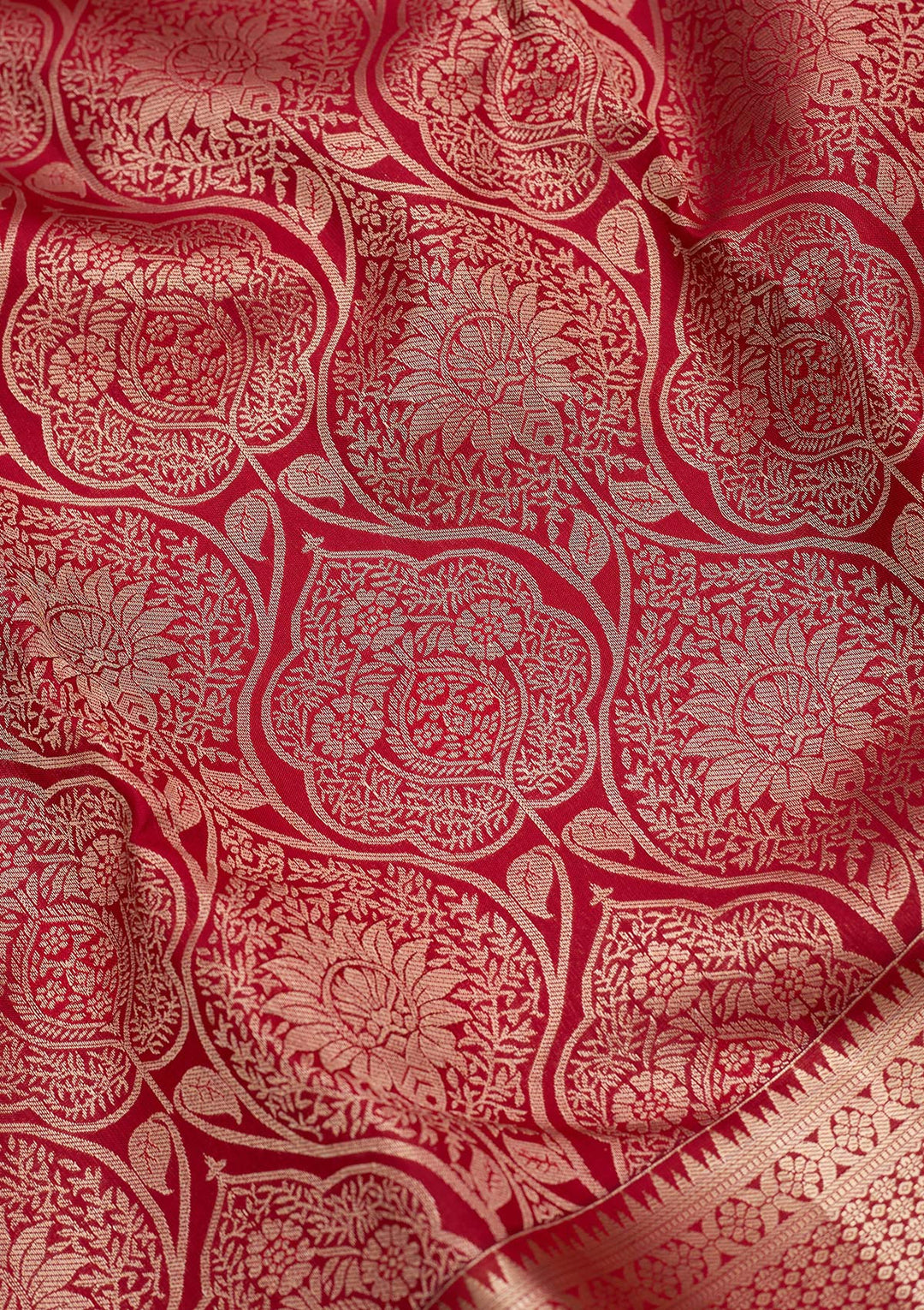 Maroon Silk Jaal Gold Zariwork Saree With Matching Blouse Piece