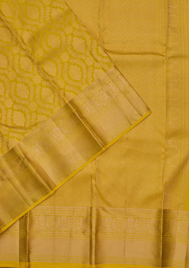 Yellow Pure Silk Jaal Zariwork Saree With Matching Blouse Piece