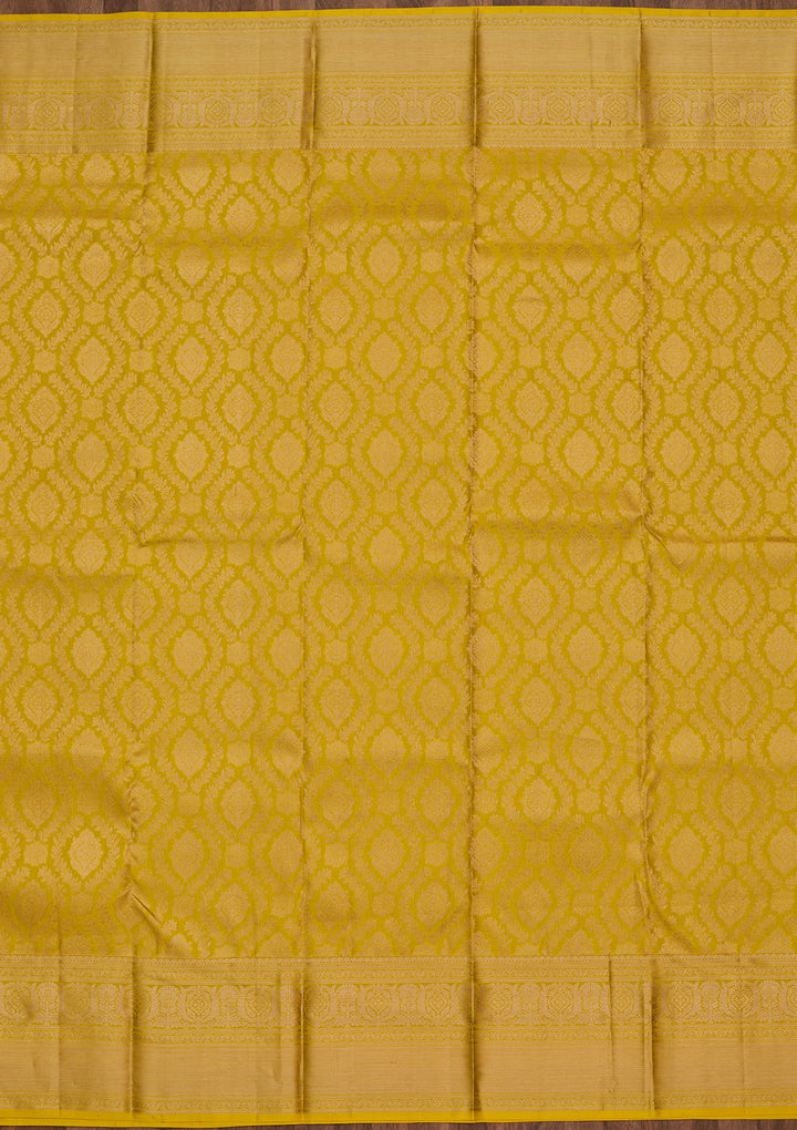 Yellow Pure Silk Jaal Zariwork Saree With Matching Blouse Piece