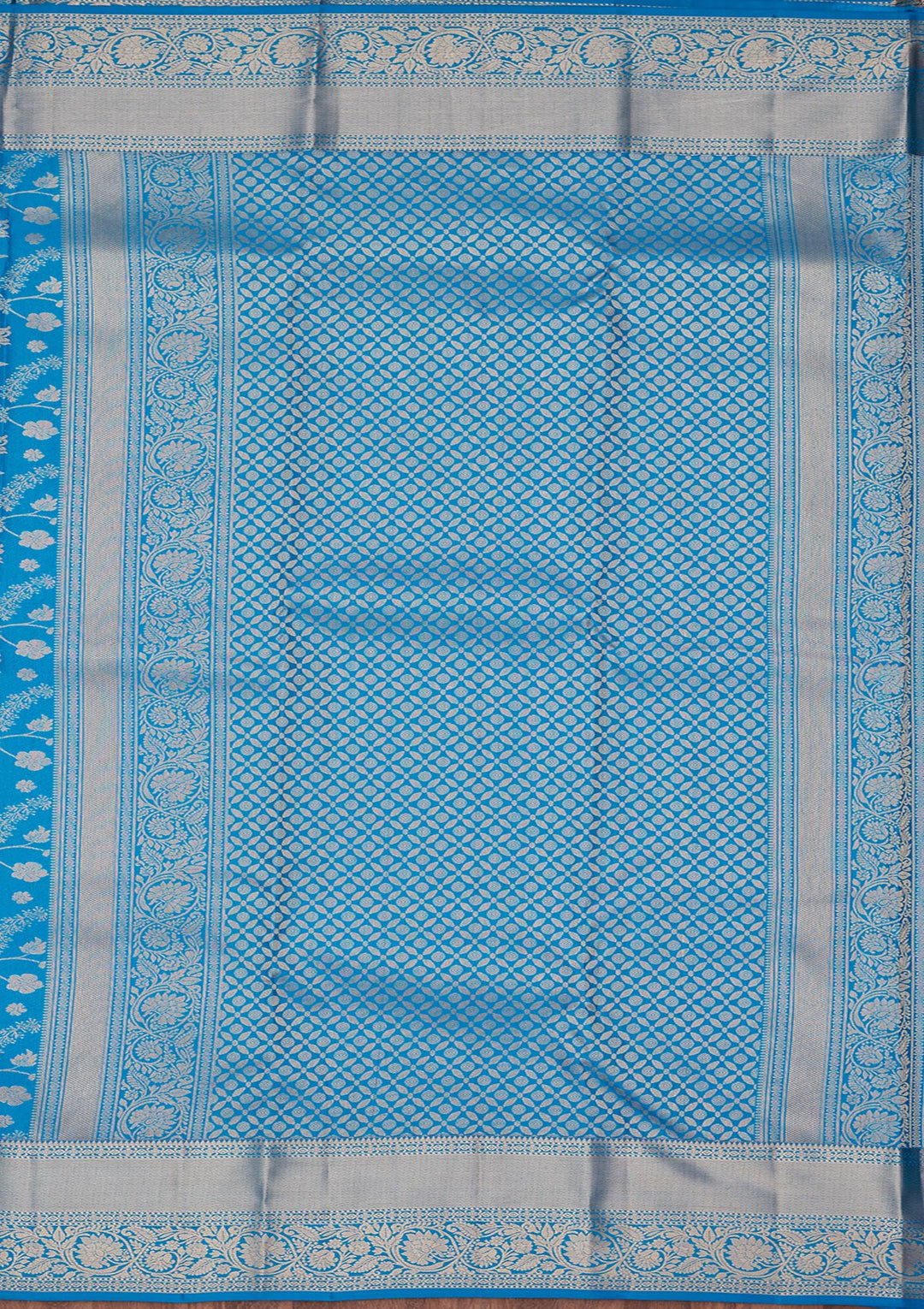 Turquoise Blue Silk Jaal Saree With Matching Blouse Piece
