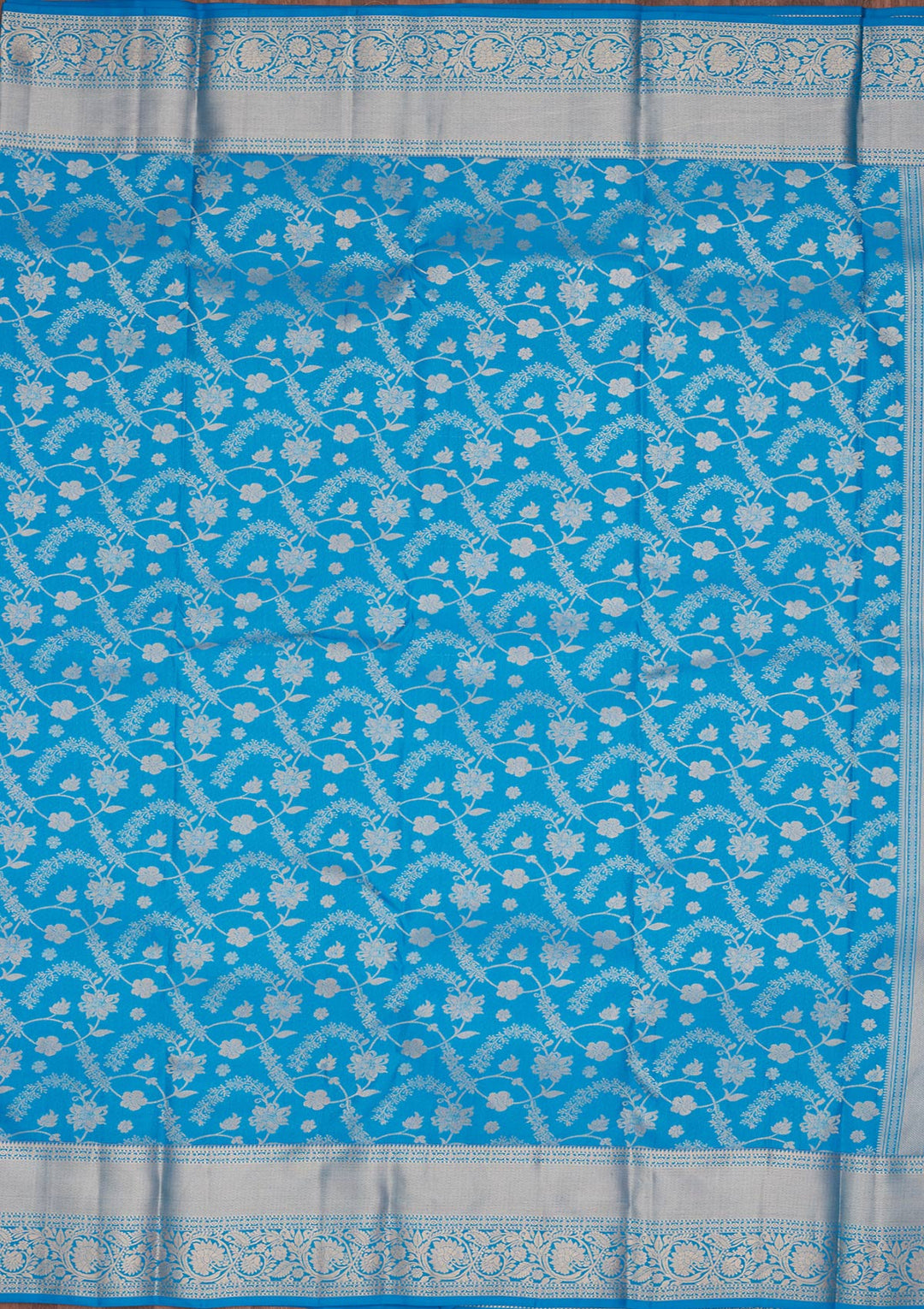Turquoise Blue Silk Jaal Saree With Matching Blouse Piece