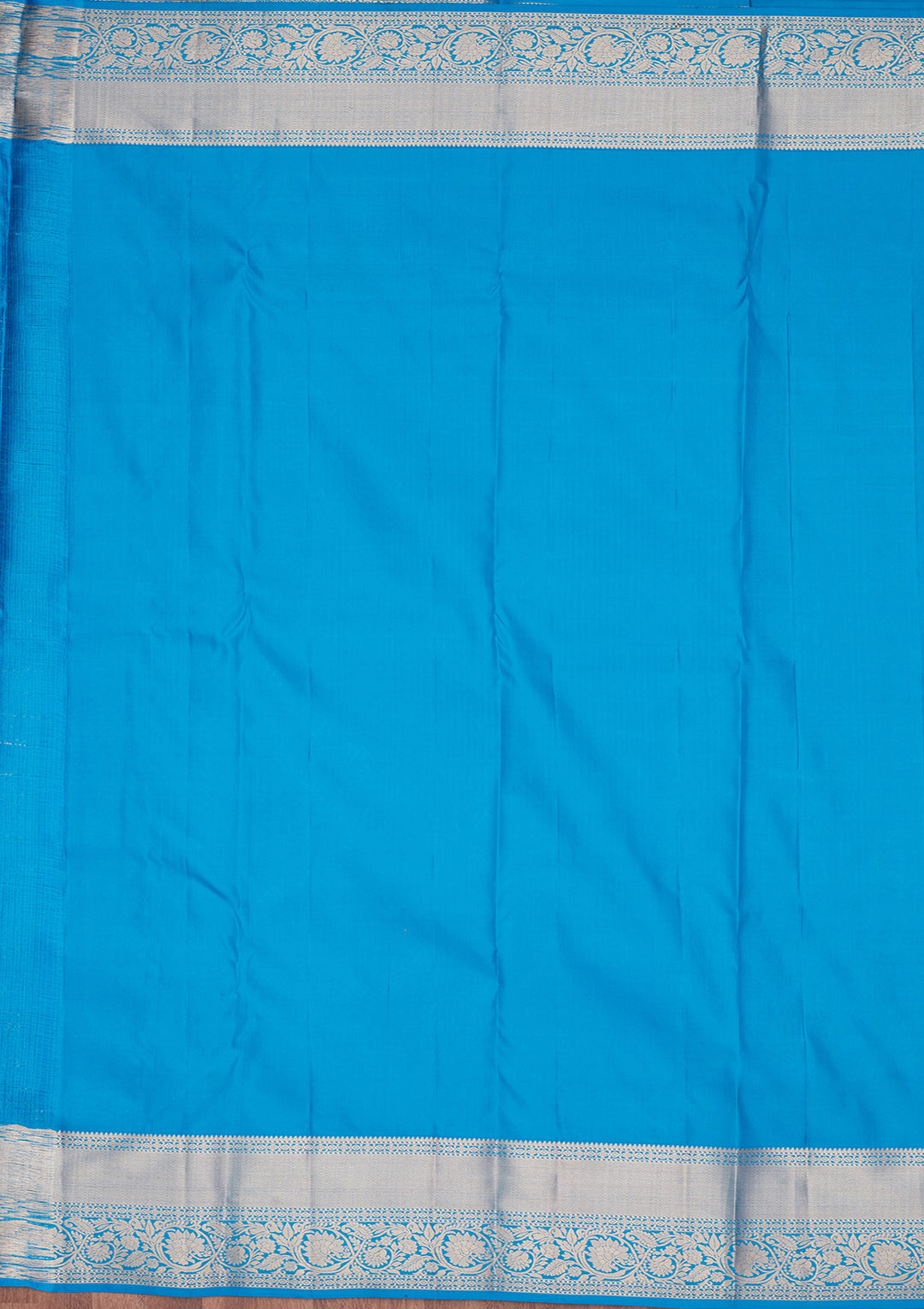 Turquoise Blue Silk Jaal Saree With Matching Blouse Piece