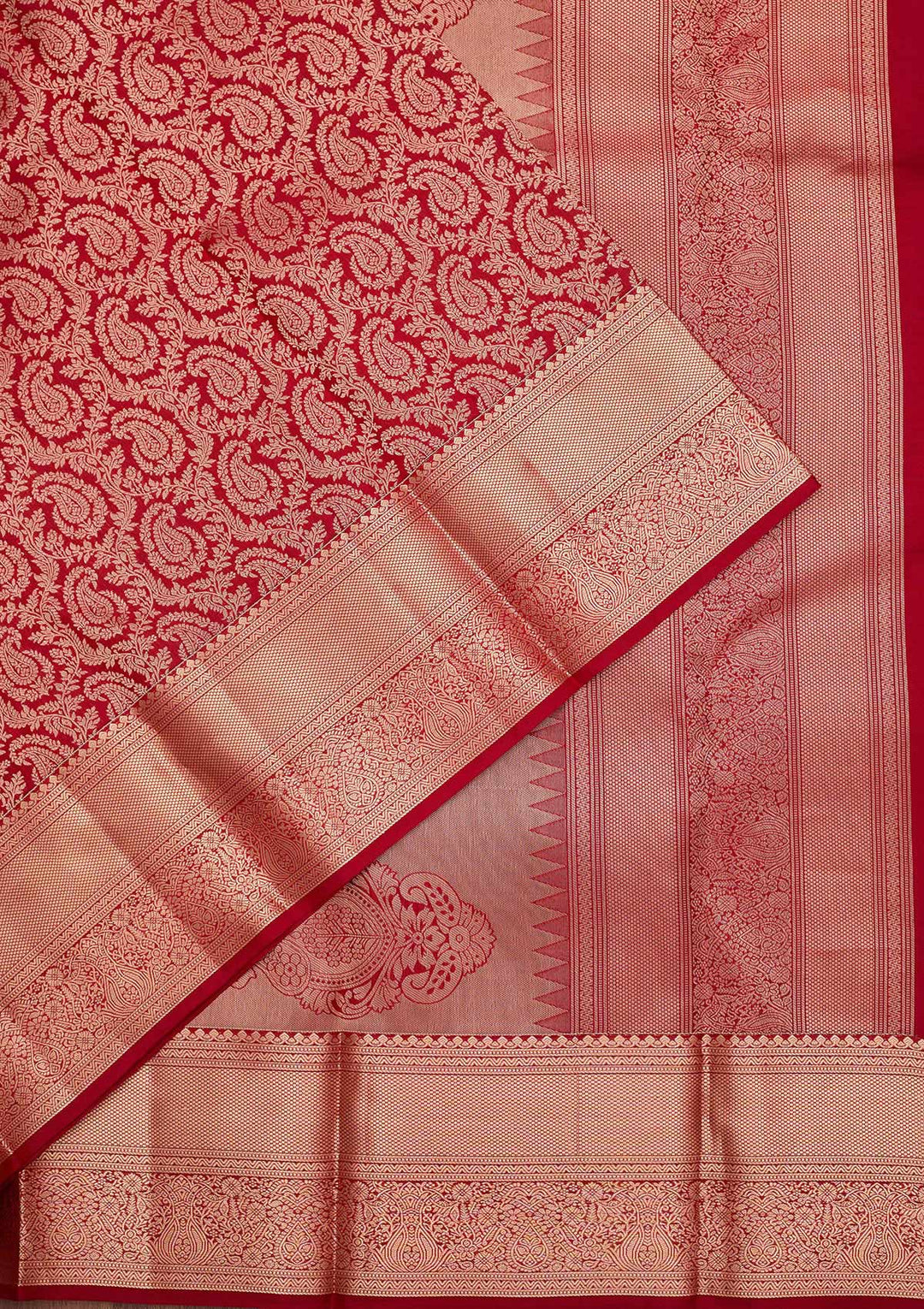 Maroon Pure Silk Jaal Zariwork Saree With Matching Blouse Piece