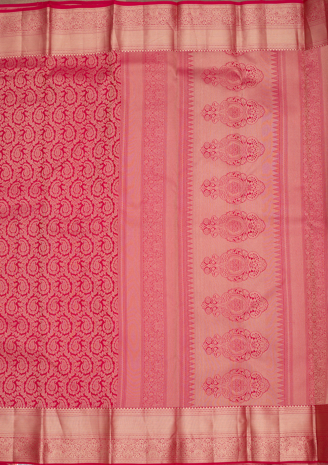 Rani Pink Pure Silk Jaal Zariwork Saree With Matching Blouse Piece
