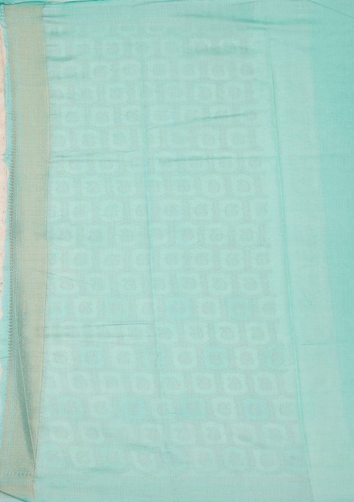 Multi Silk Jaal Saree With Matching Blouse Piece