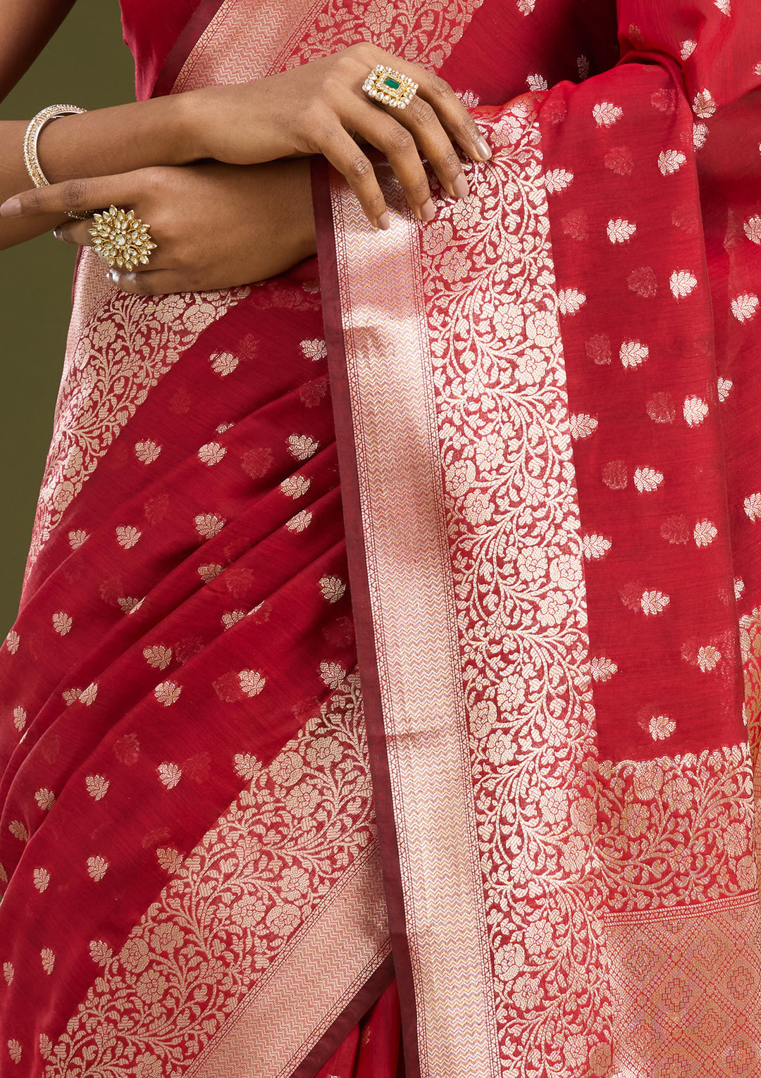Red Cotton Buti Zariwork Saree With Matching Blouse Piece