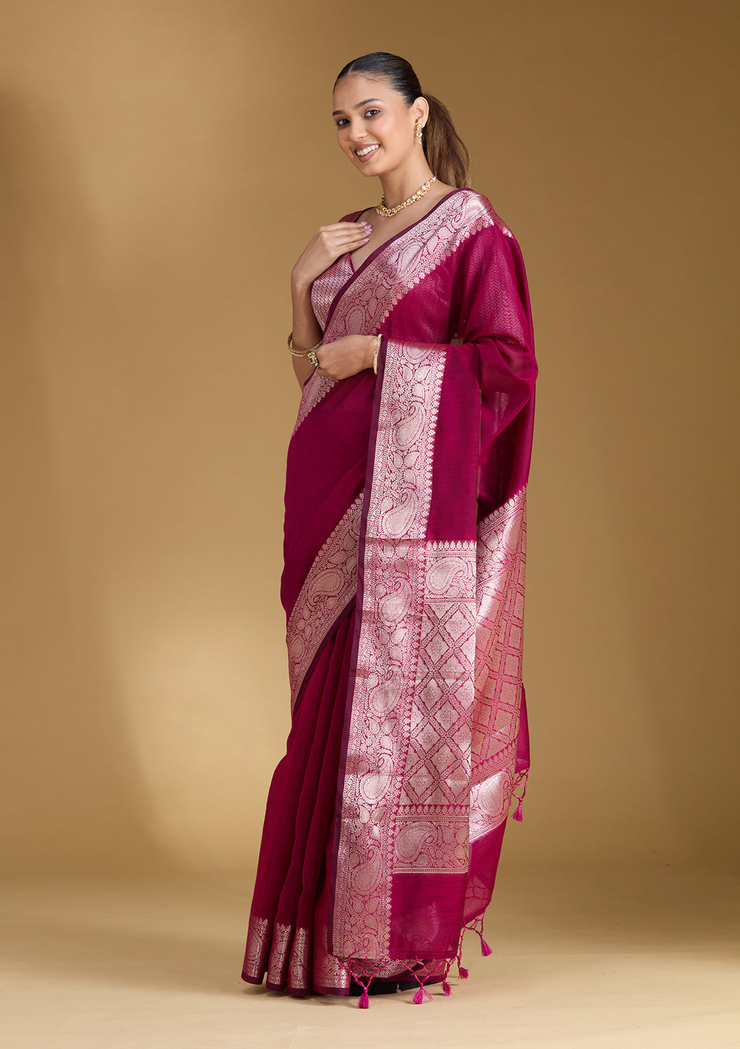 Magenta Pink Cotton Plain Gold Zariwork Saree With Matching Blouse Piece