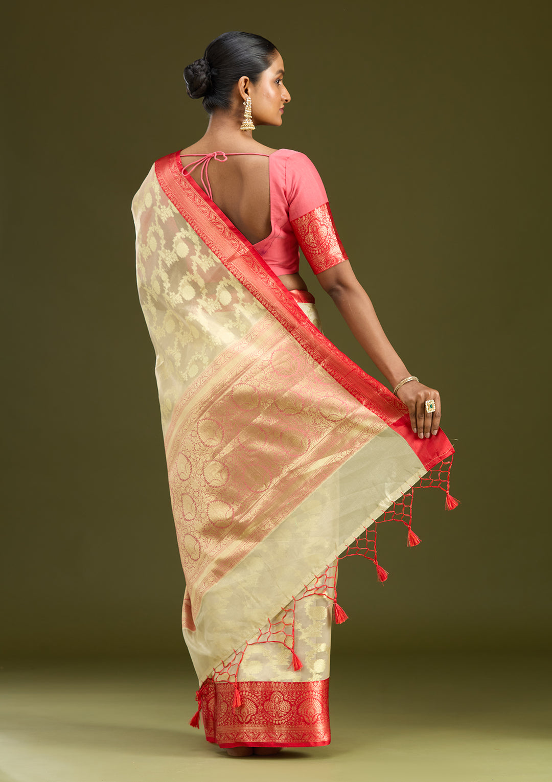 Gold Cotton Plain Gold Zariwork Saree With Matching Blouse Piece